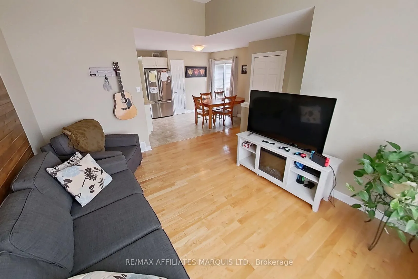 Photo 10 of 3310 Northdale Drive, Cornwall, Cornwall — HOMEH