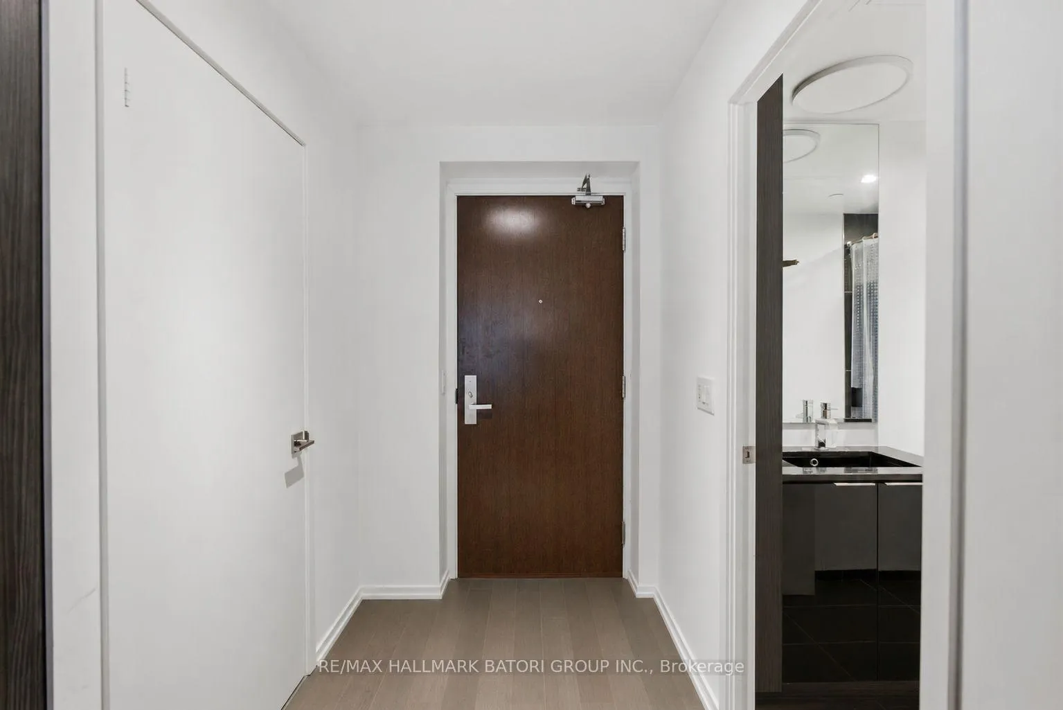 Photo 2 of Unit 1708, 70 Temperance Street, Toronto, Bay Street Corridor — HOMEH