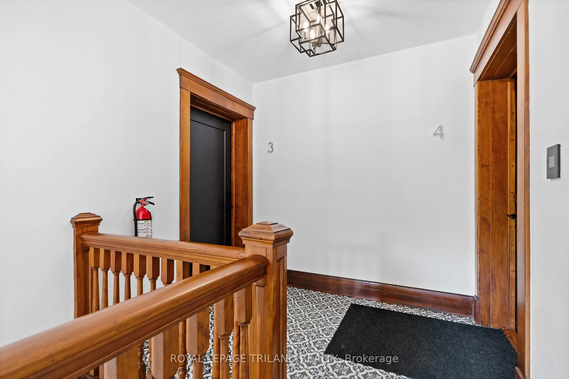 Photo 4 of Unit 3, 130 Windsor Crescent, London, South F — HOMEH