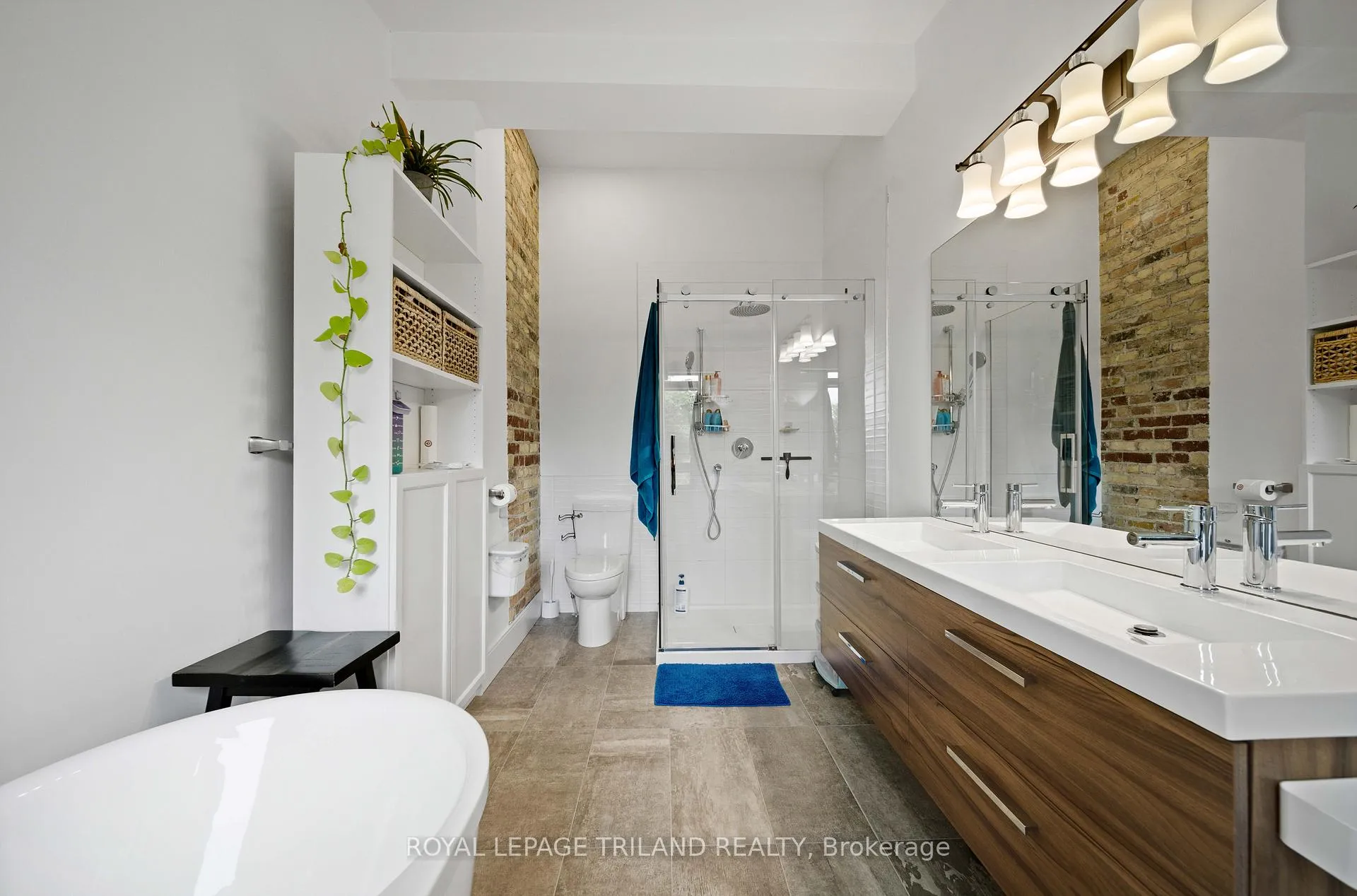 Photo 33 of Unit 3, 130 Windsor Crescent, London, South F — HOMEH