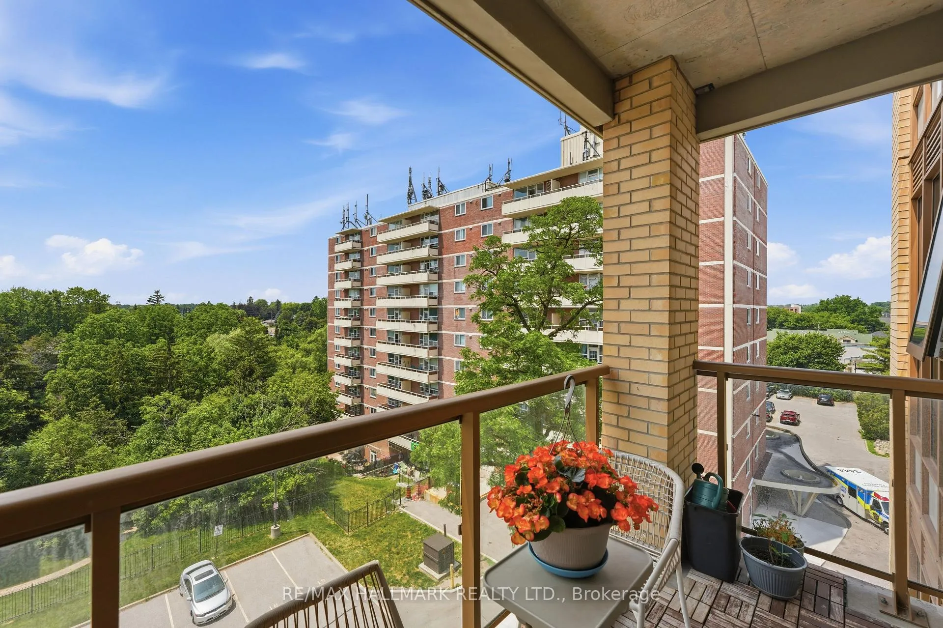 Photo 8 of Unit 501, 68 Main Street N, Markham, Old Markham Village — HOMEH