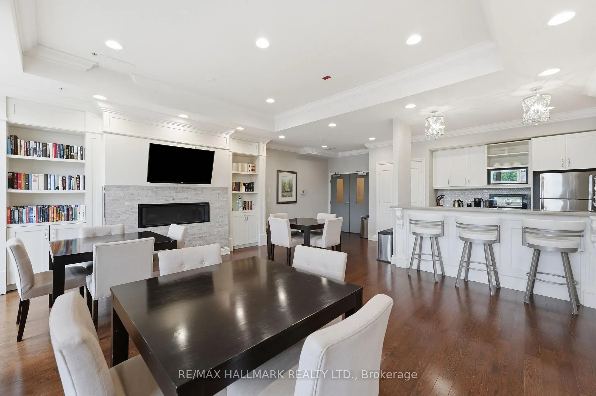 Photo 14 of Unit 501, 68 Main Street N, Markham, Old Markham Village — HOMEH