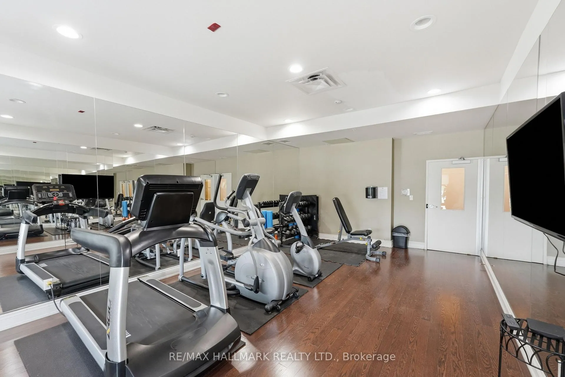 Photo 16 of Unit 501, 68 Main Street N, Markham, Old Markham Village — HOMEH