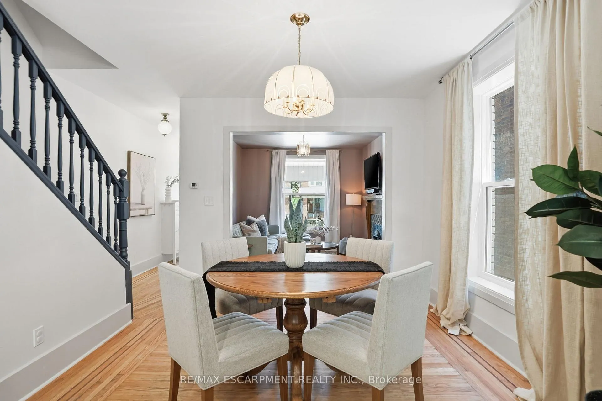 Photo 7 of 14 Cumberland Avenue, Hamilton, St. Clair — HOMEH