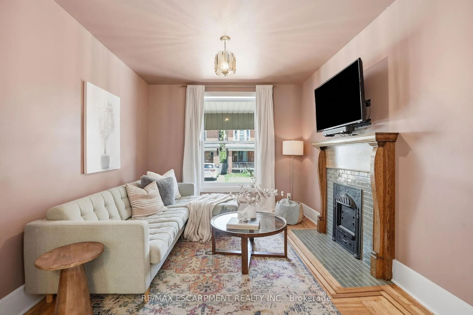 Photo 8 of 14 Cumberland Avenue, Hamilton, St. Clair — HOMEH