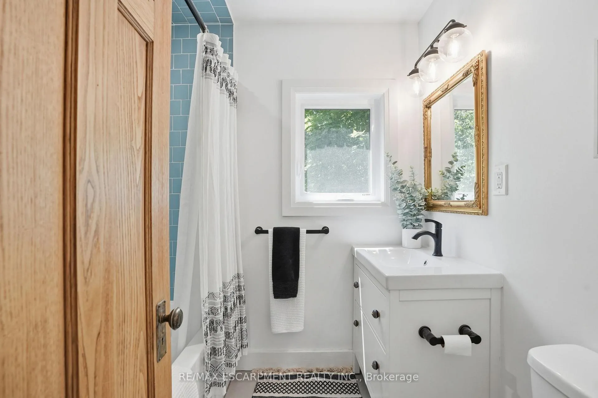 Photo 23 of 14 Cumberland Avenue, Hamilton, St. Clair — HOMEH