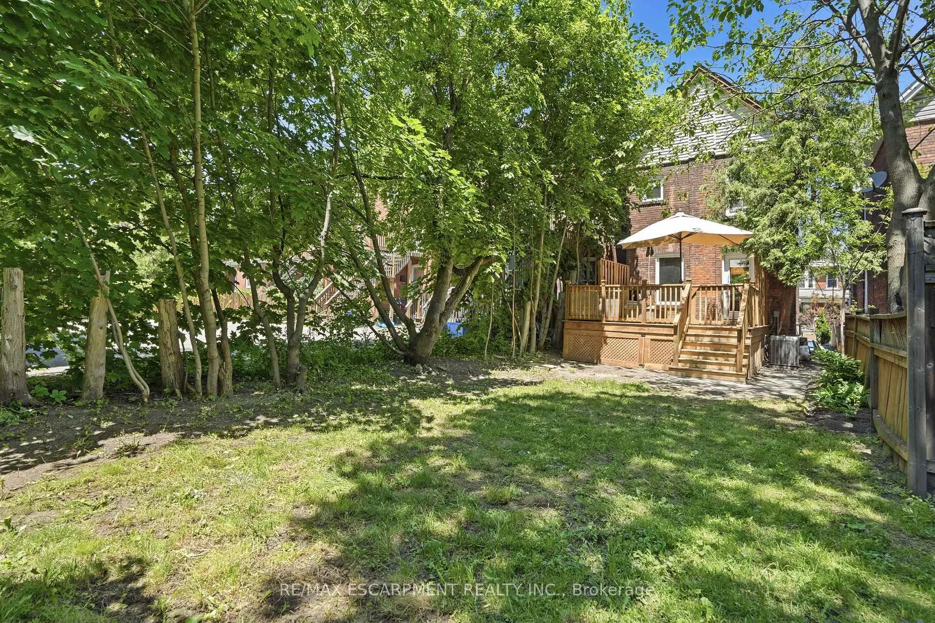 Photo 31 of 14 Cumberland Avenue, Hamilton, St. Clair — HOMEH