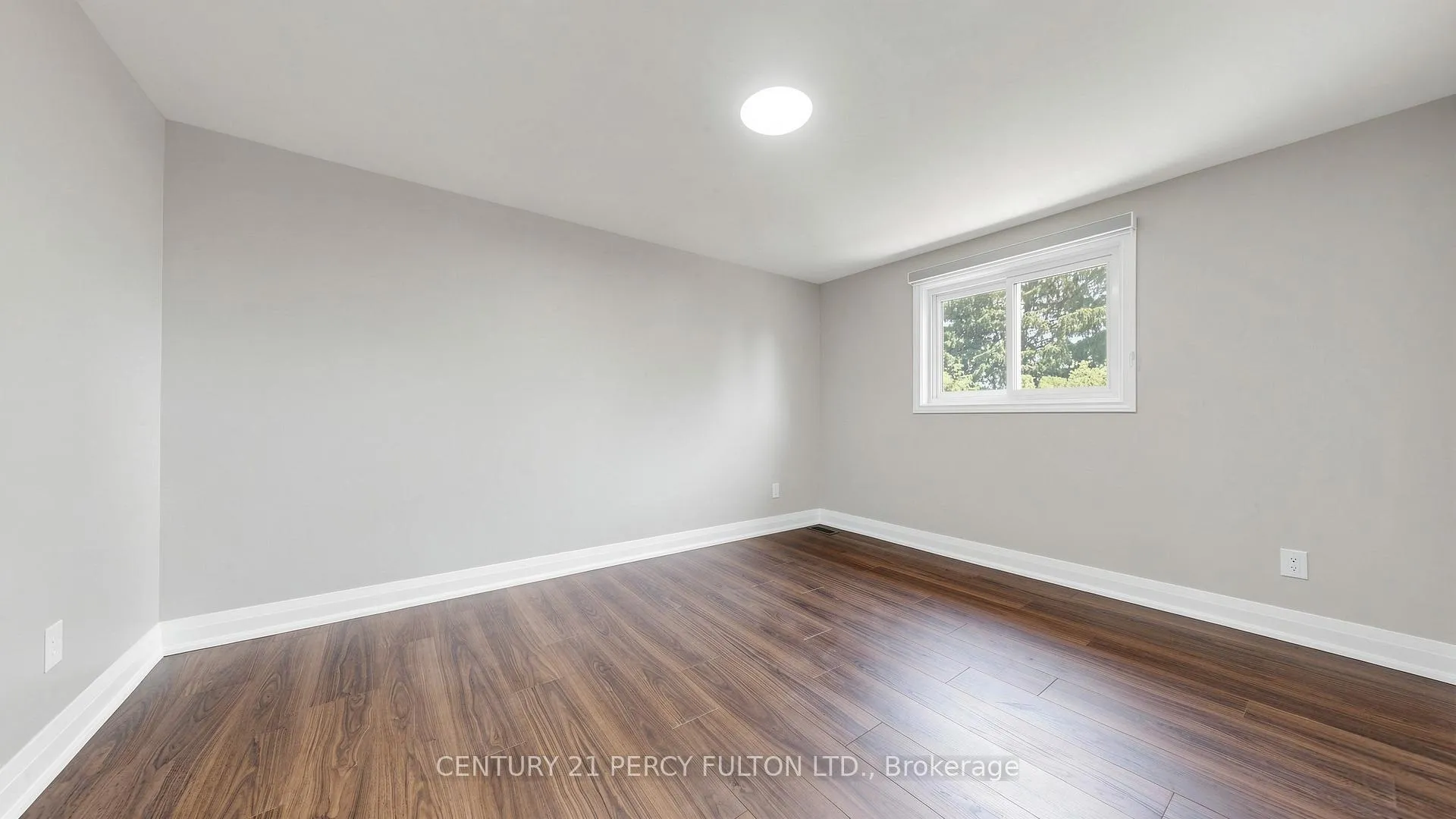 Photo 15 of 293 Kinmount Crescent, Oshawa, Lakeview — HOMEH