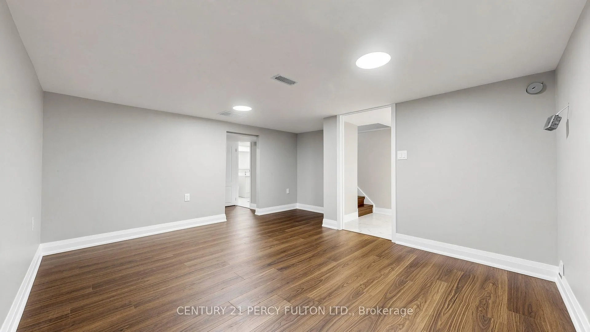 Photo 25 of 293 Kinmount Crescent, Oshawa, Lakeview — HOMEH