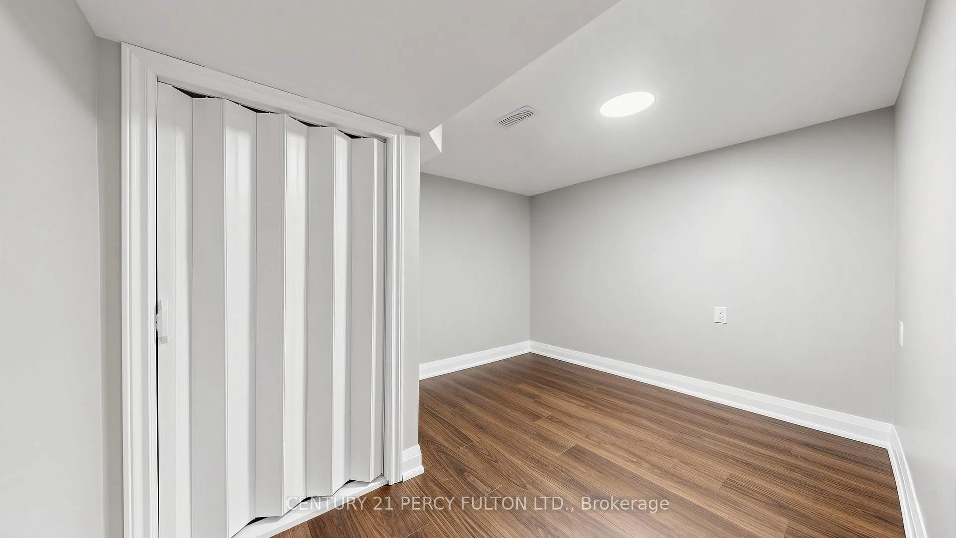 Photo 27 of 293 Kinmount Crescent, Oshawa, Lakeview — HOMEH