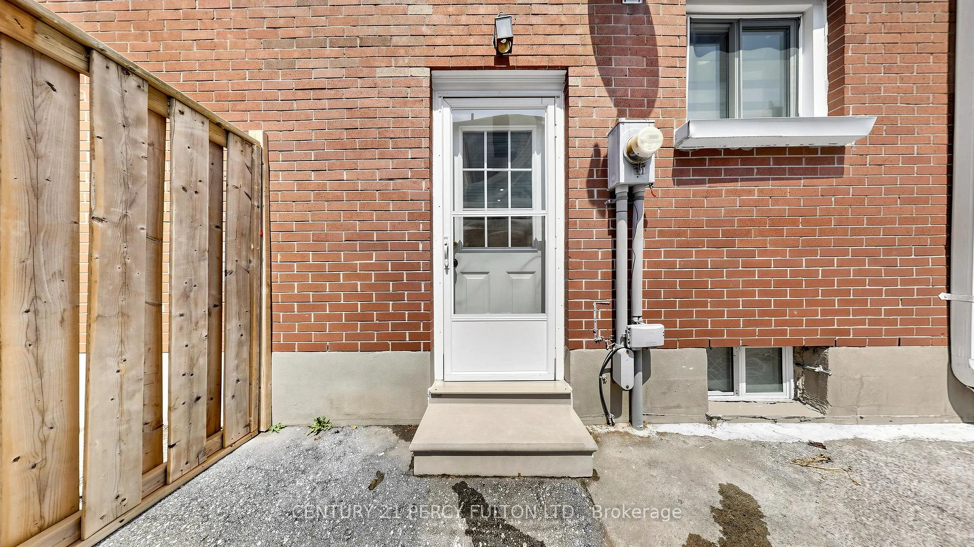 Photo 33 of 293 Kinmount Crescent, Oshawa, Lakeview — HOMEH