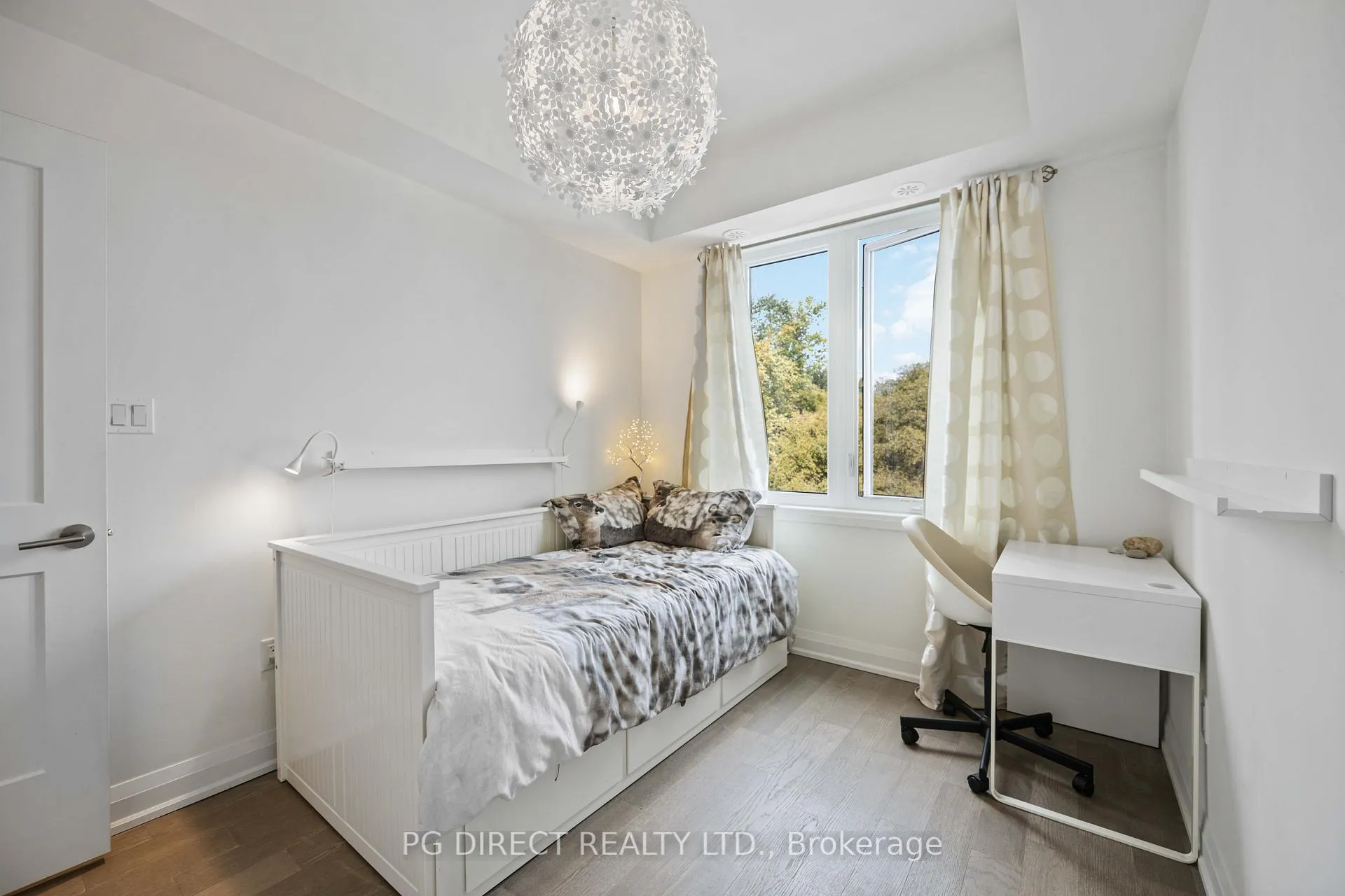 Photo 8 of Unit 18, 100 Coxwell Avenue, Toronto, Greenwood-Coxwell — HOMEH