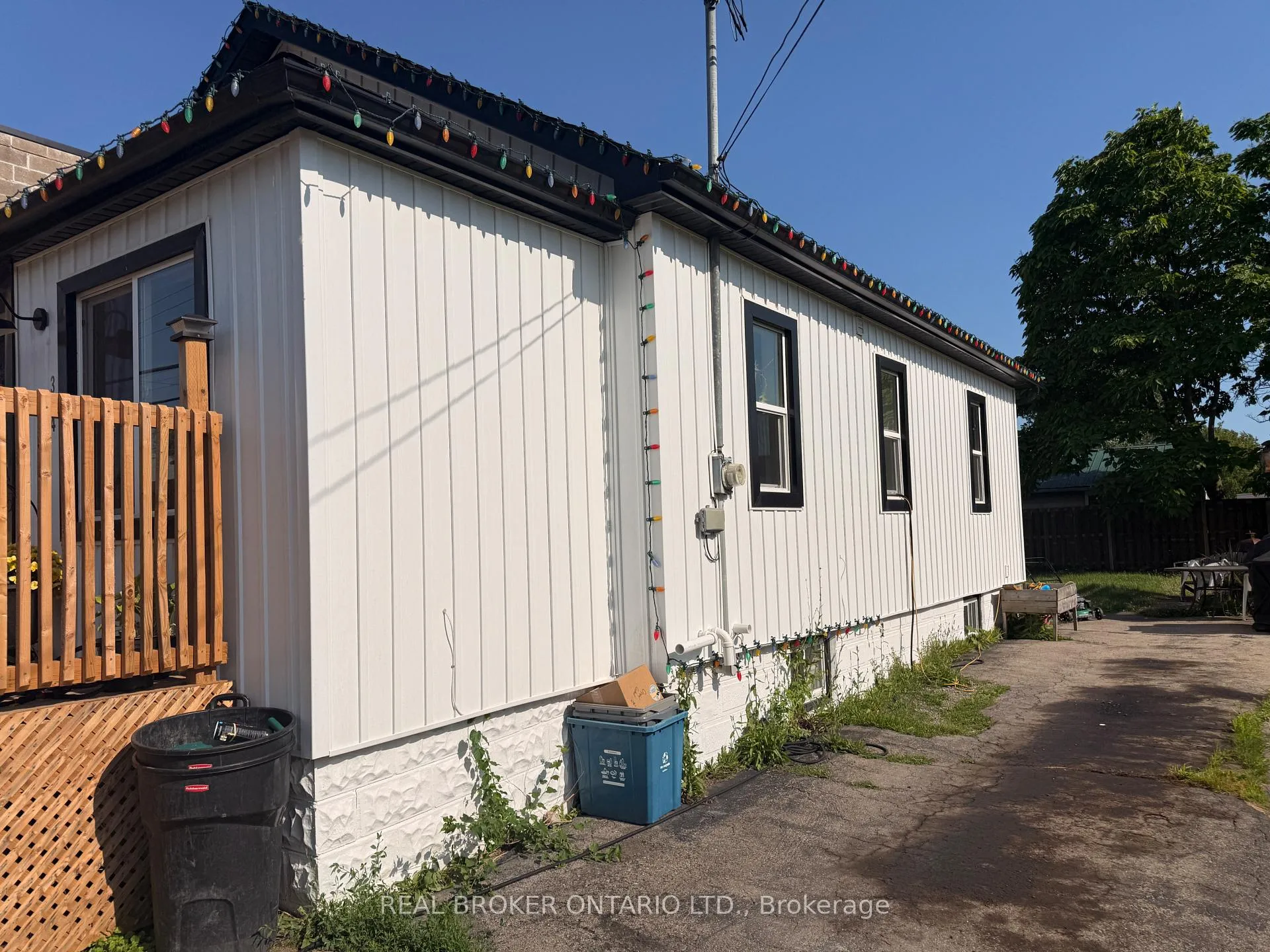 Photo 4 of 314 Broadway Street, Welland, Broadway — HOMEH