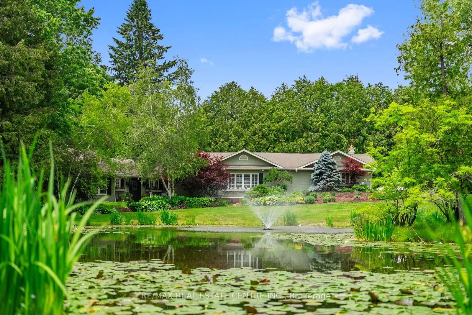 Photo 3 of 2 Cedar Drive, Caledon, Rural Caledon — HOMEH