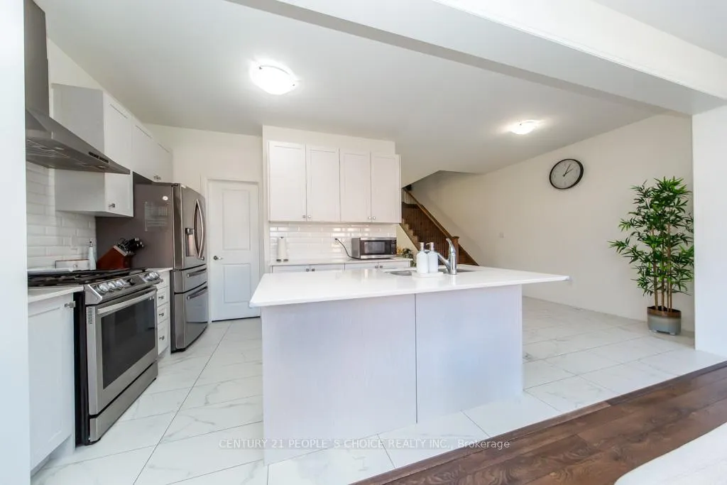 Photo 18 of 162 Ogston Crescent, Whitby, Rural Whitby — HOMEH