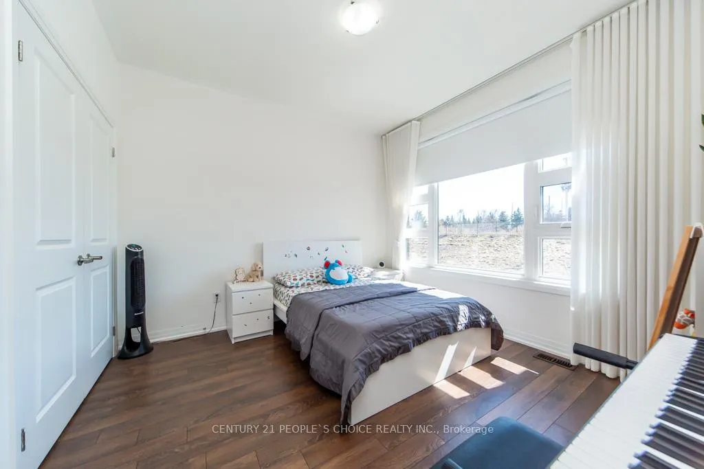 Photo 37 of 162 Ogston Crescent, Whitby, Rural Whitby — HOMEH