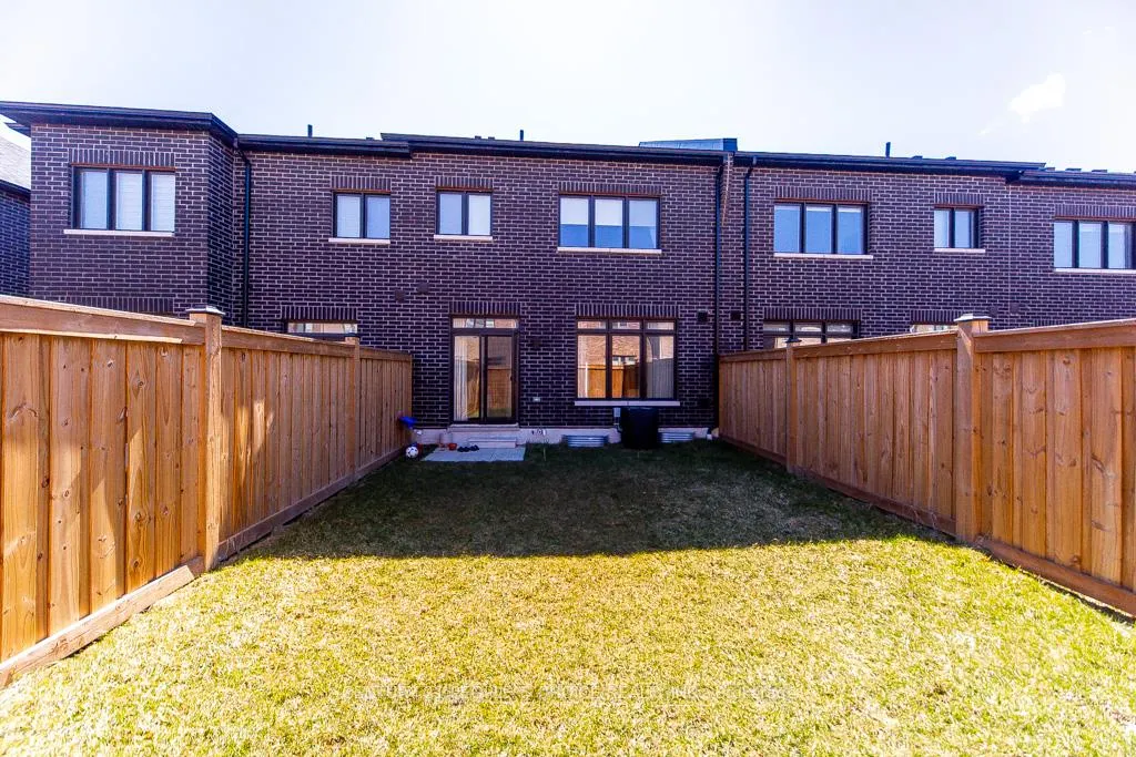 Photo 50 of 162 Ogston Crescent, Whitby, Rural Whitby — HOMEH