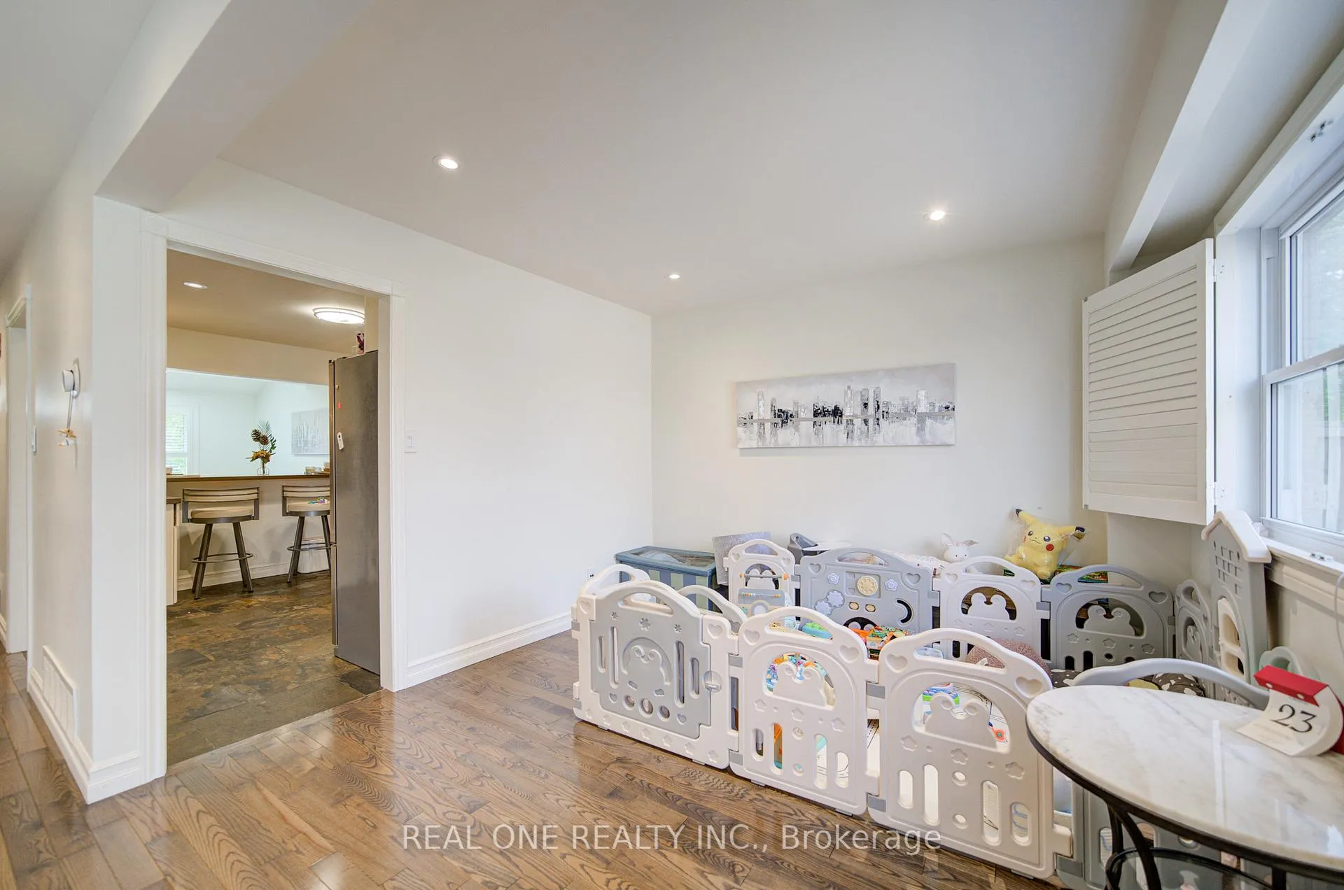Photo 22 of Unit 30, 1606 Lancaster Drive, Oakville, Falgarwood — HOMEH
