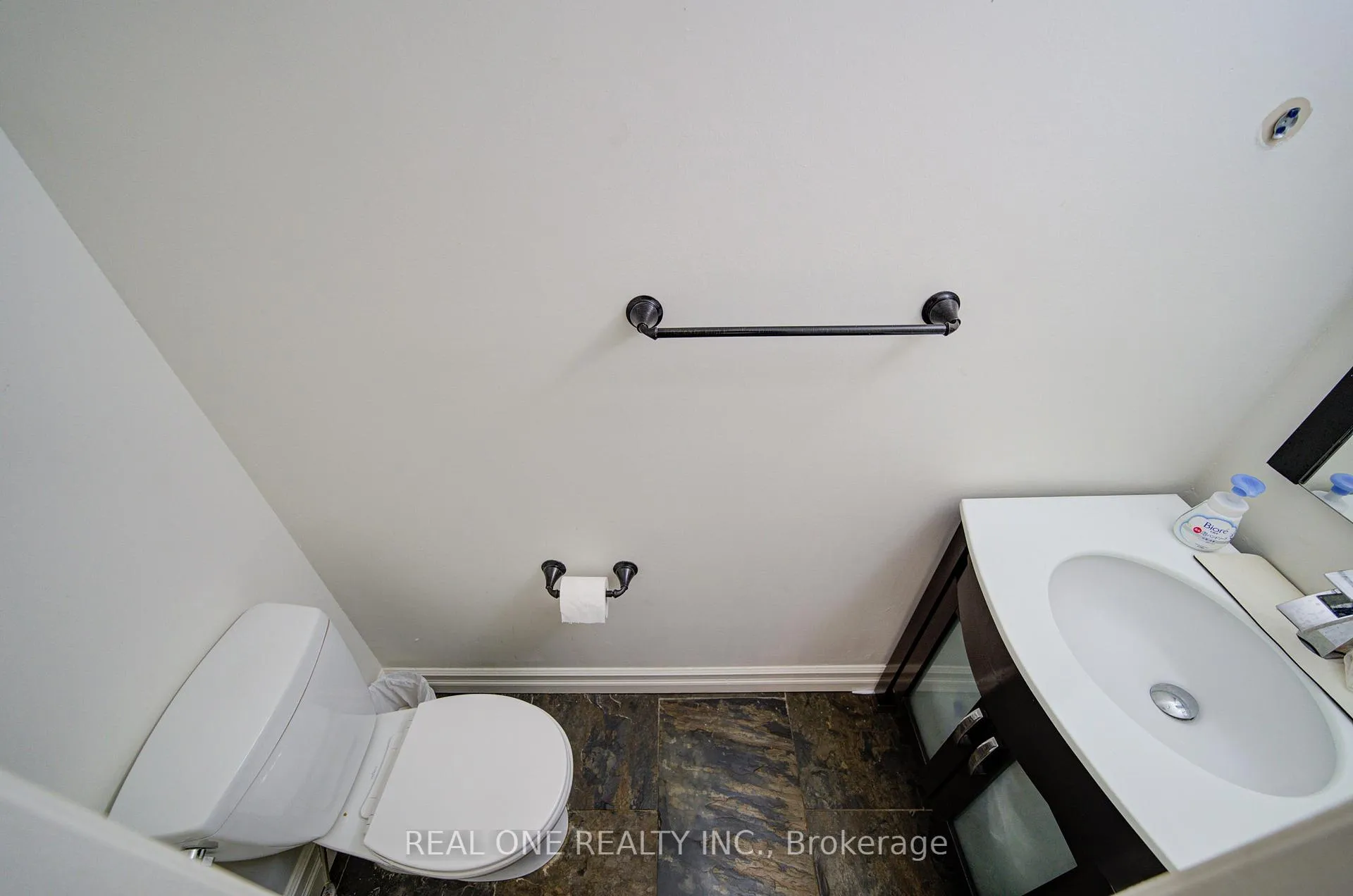 Photo 24 of Unit 30, 1606 Lancaster Drive, Oakville, Falgarwood — HOMEH