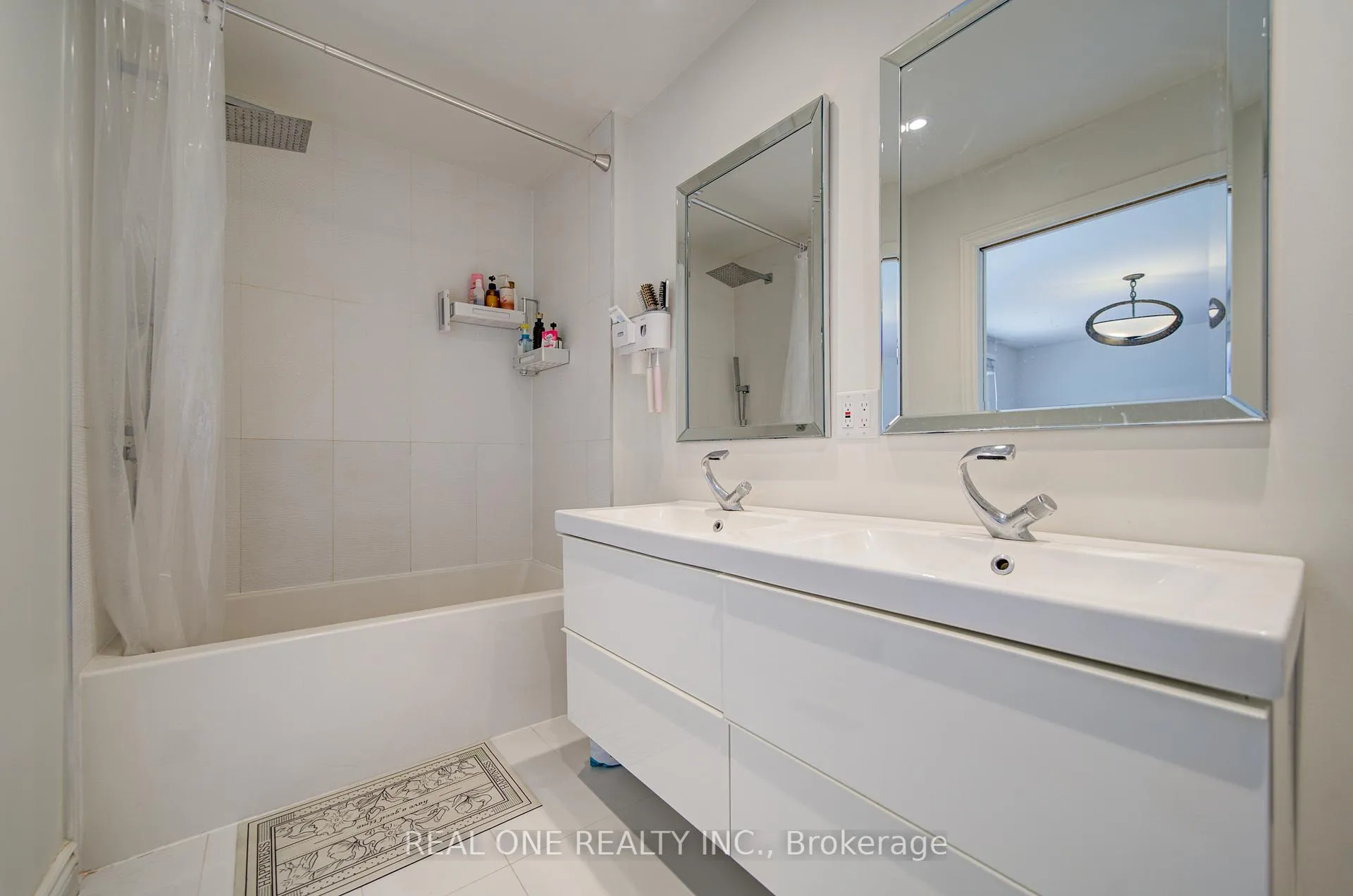 Photo 30 of Unit 30, 1606 Lancaster Drive, Oakville, Falgarwood — HOMEH