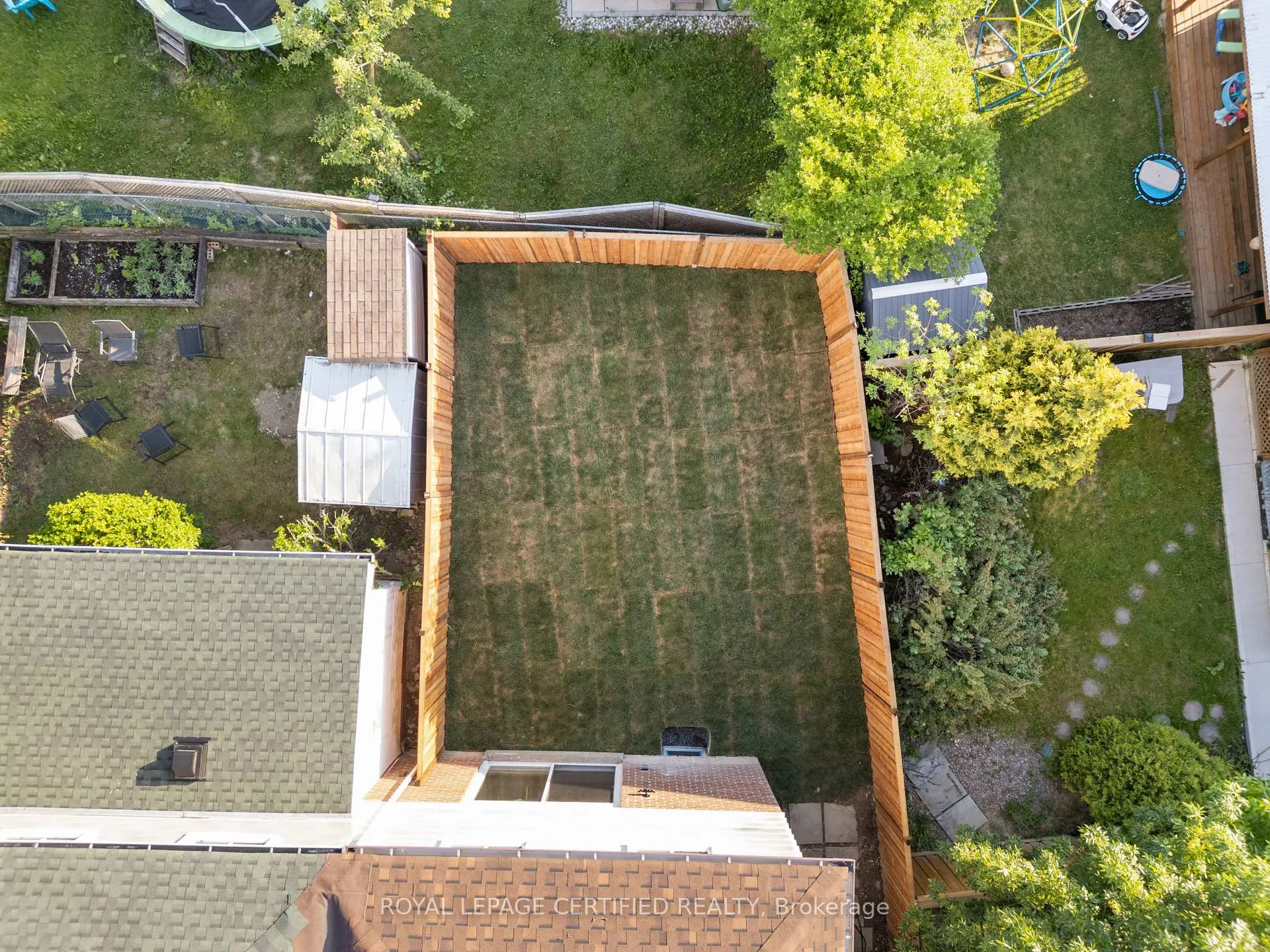 Photo 35 of 49 Skegby Road, Brampton, Brampton North — HOMEH