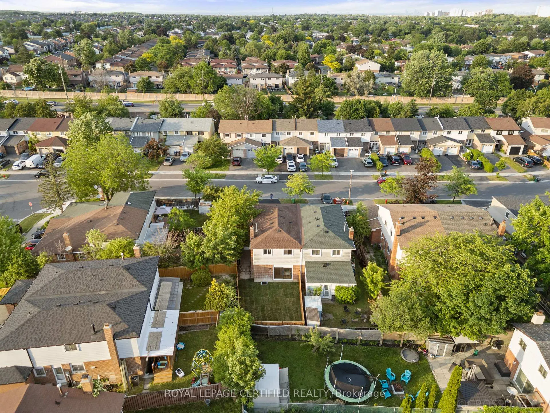 Photo 41 of 49 Skegby Road, Brampton, Brampton North — HOMEH