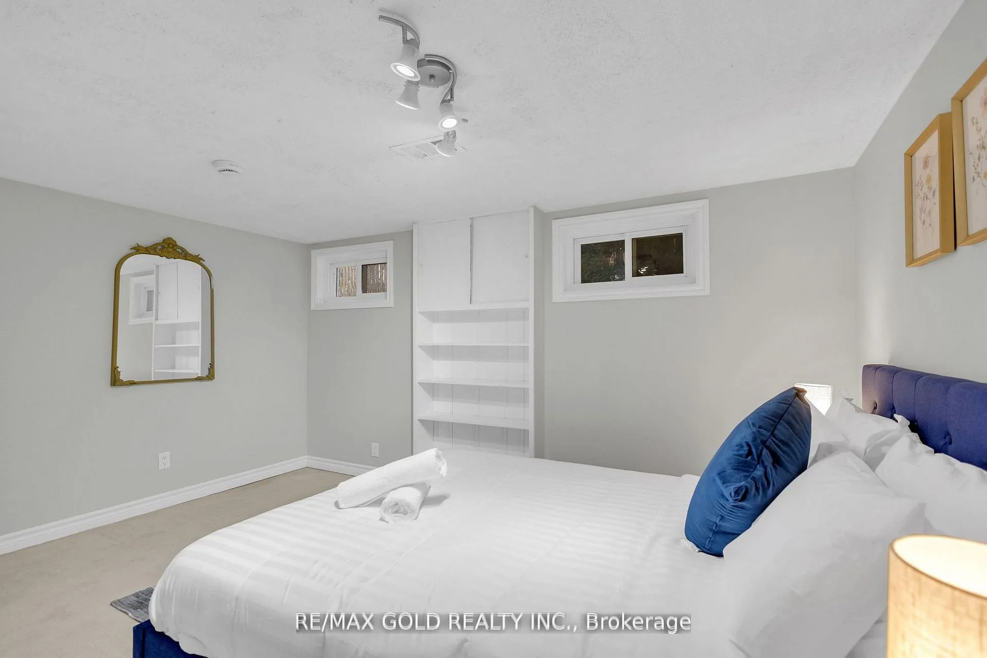 Photo 30 of 462 Samford Place, Oakville, West — HOMEH