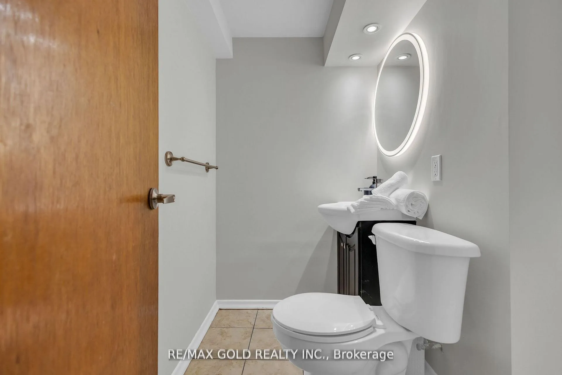 Photo 33 of 462 Samford Place, Oakville, West — HOMEH