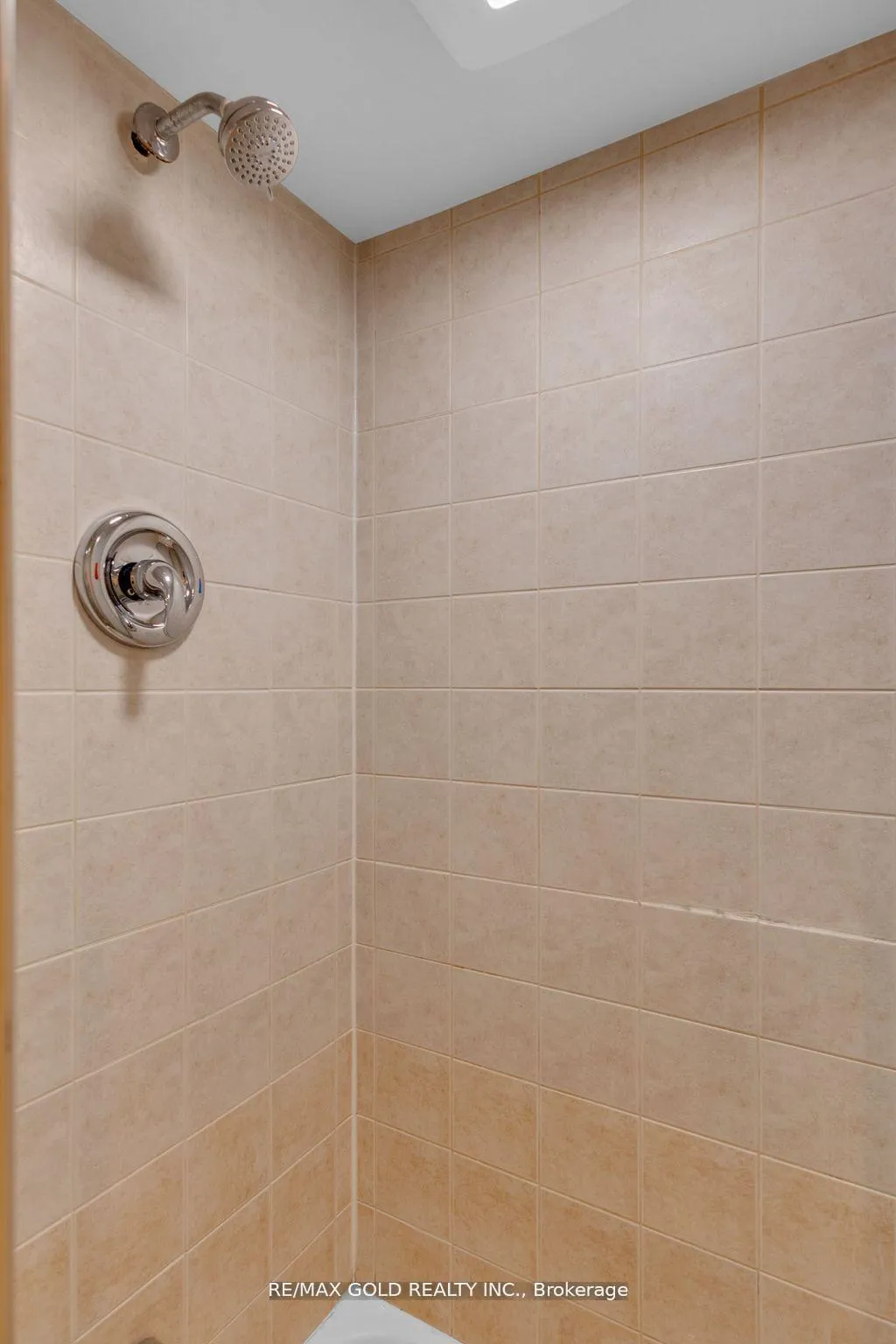 Photo 34 of 462 Samford Place, Oakville, West — HOMEH