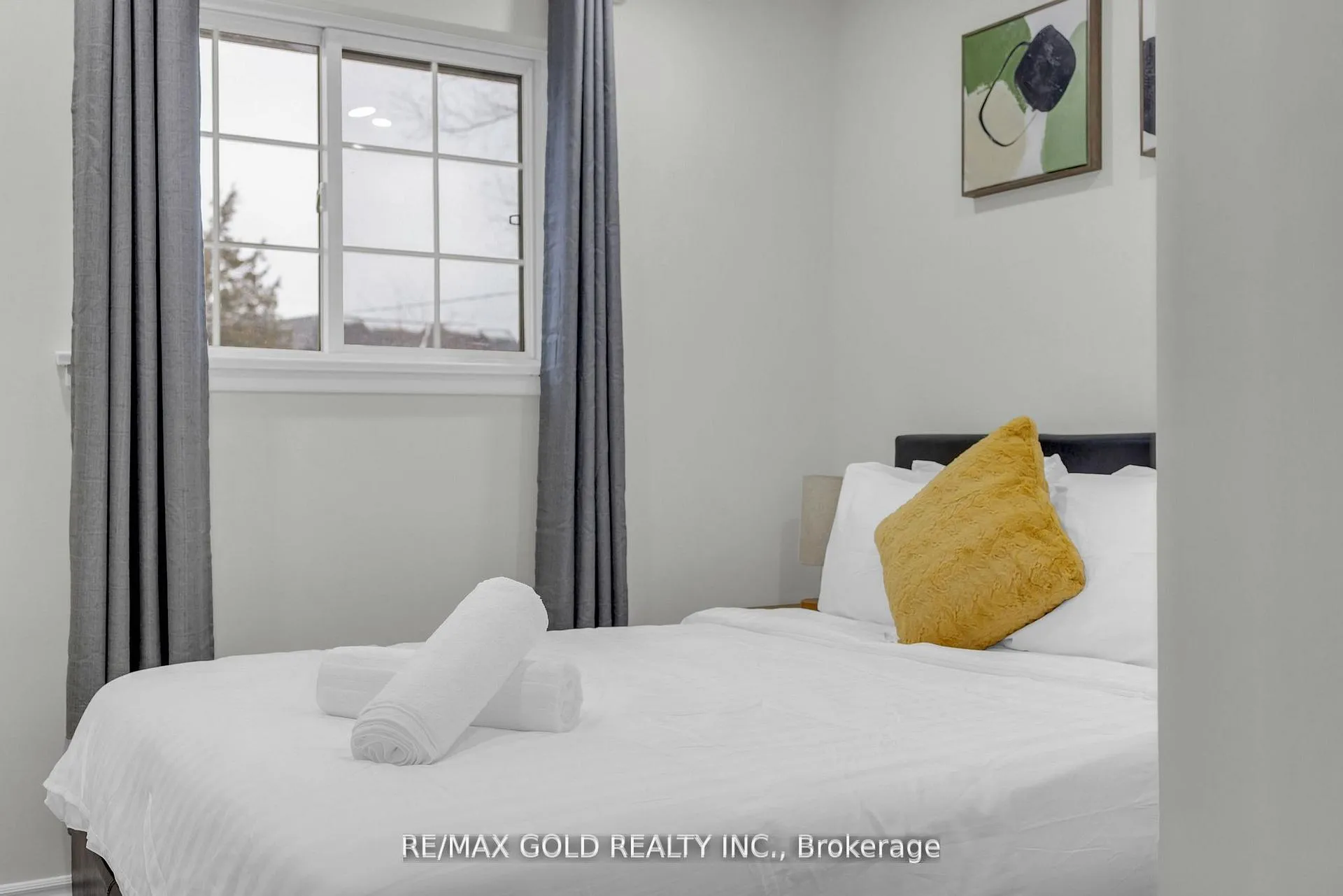 Photo 45 of 462 Samford Place, Oakville, West — HOMEH