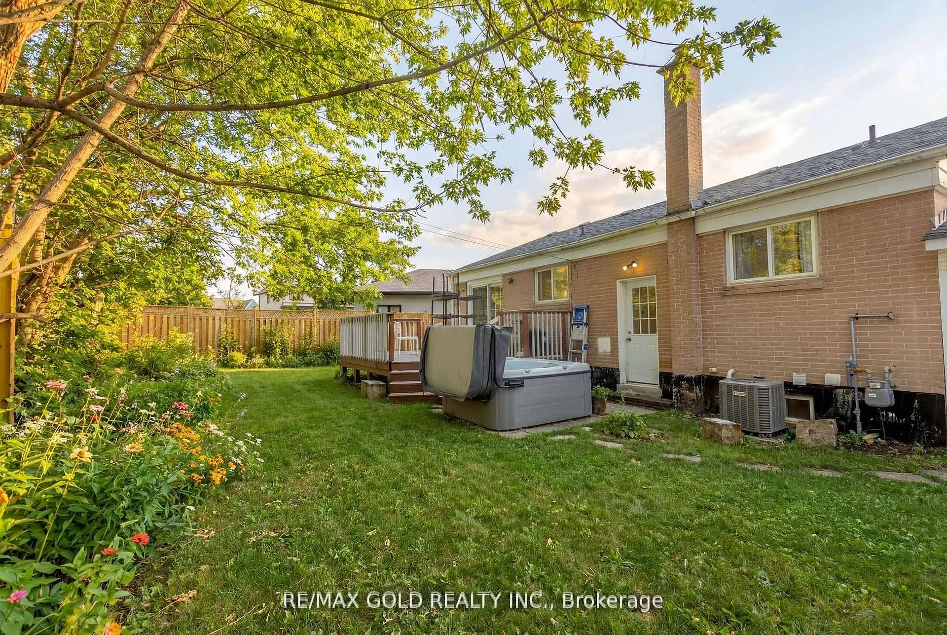 Photo 46 of 462 Samford Place, Oakville, West — HOMEH