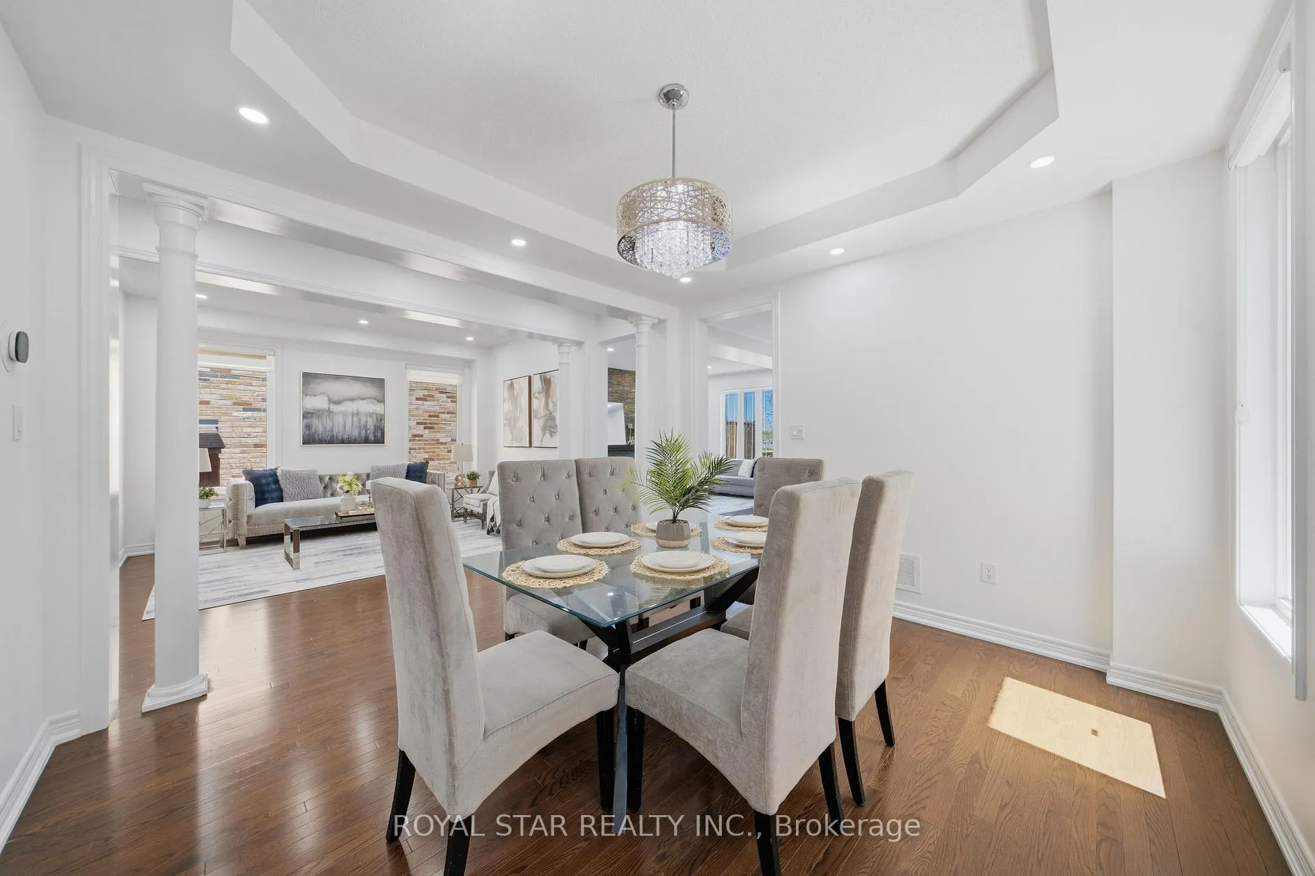 Photo 8 of 75 Skyvalley Drive, Brampton, Bram East — HOMEH