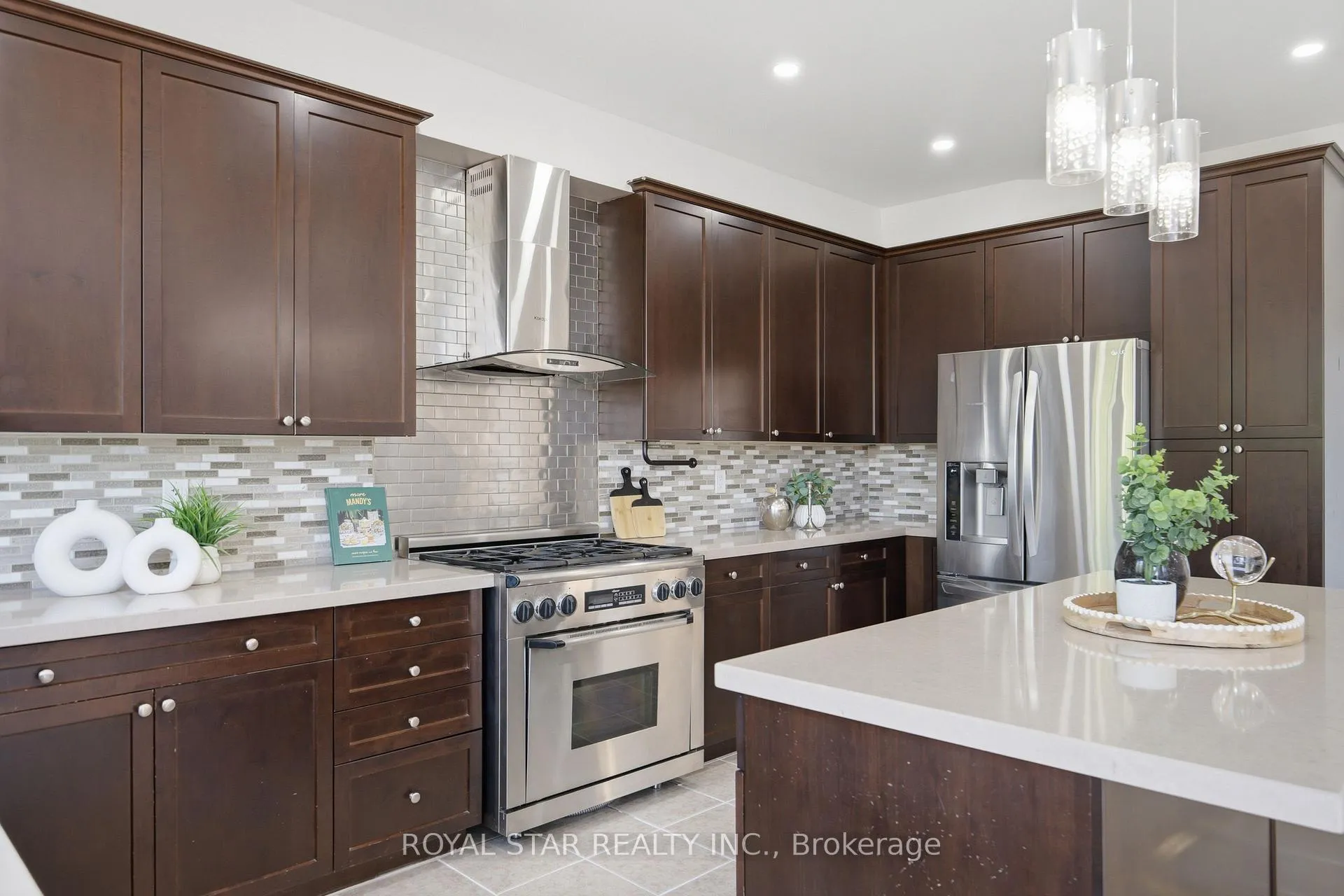 Photo 14 of 75 Skyvalley Drive, Brampton, Bram East — HOMEH