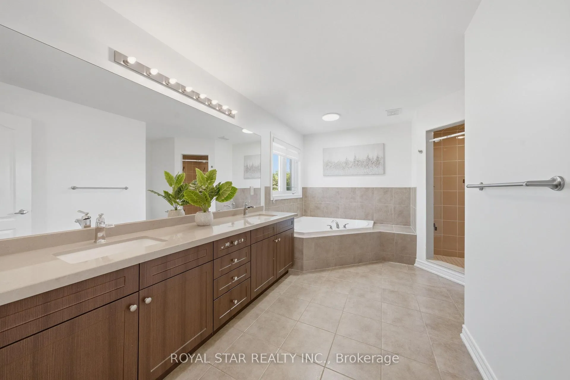 Photo 22 of 75 Skyvalley Drive, Brampton, Bram East — HOMEH