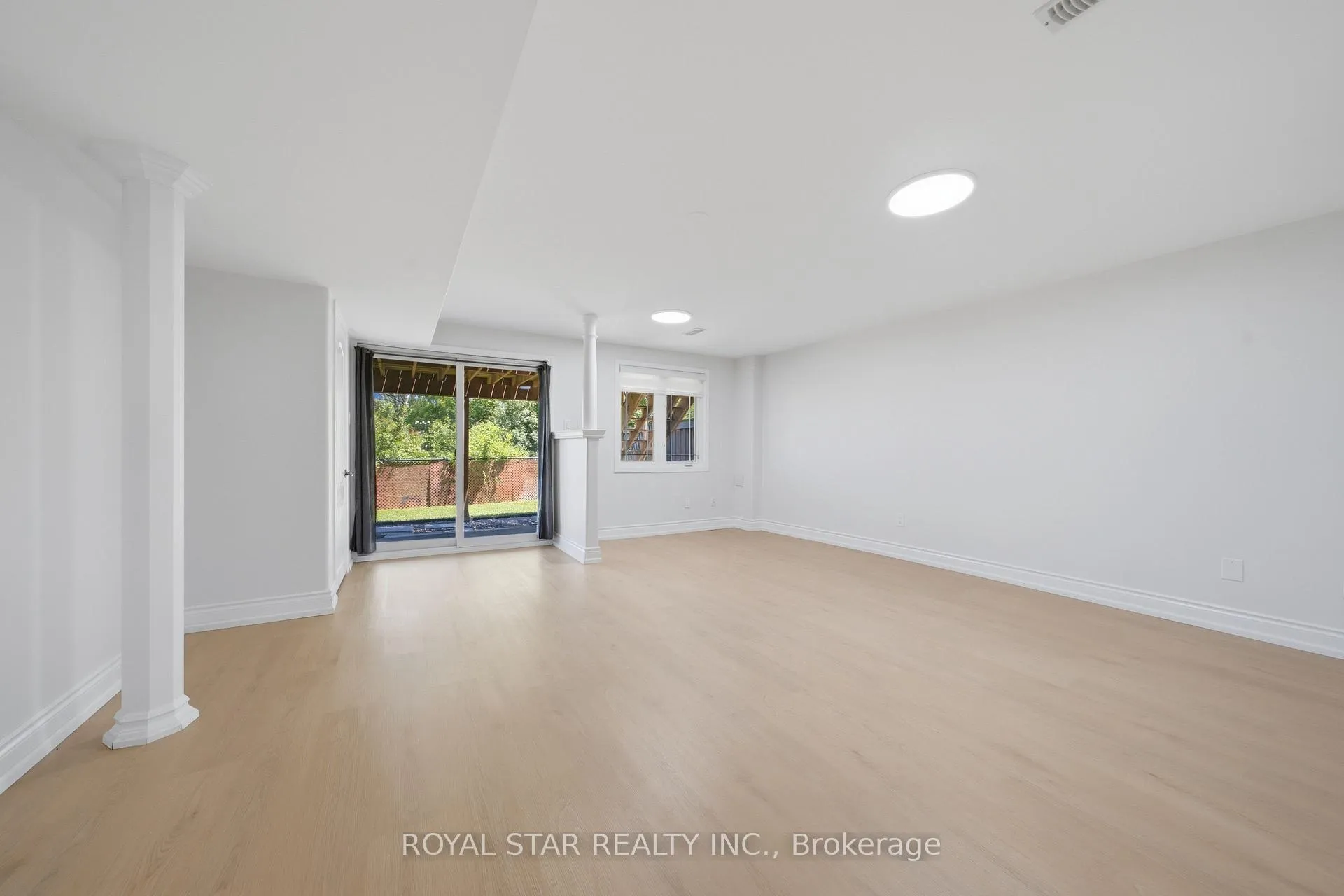 Photo 36 of 75 Skyvalley Drive, Brampton, Bram East — HOMEH