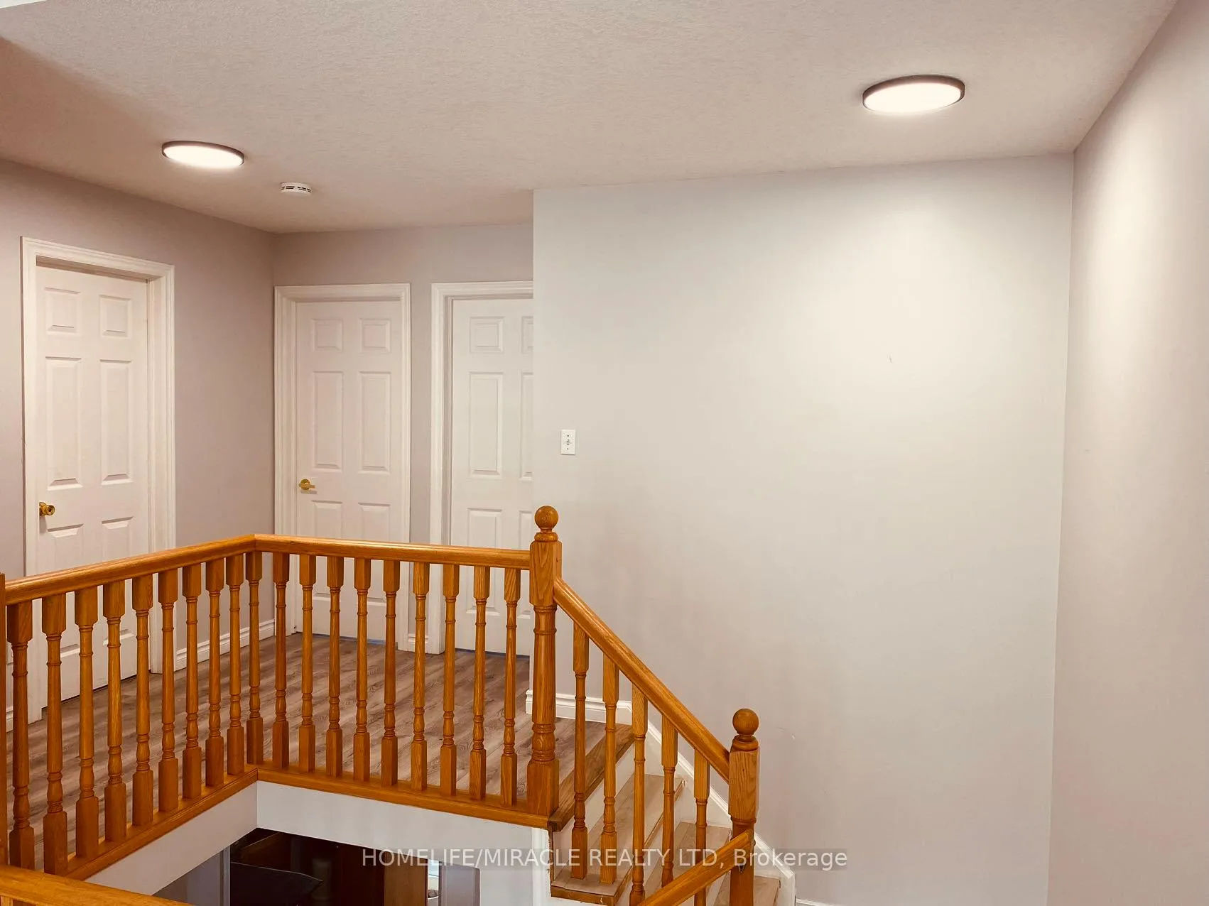 Photo 7 of Unit Main, 668A Butternut Avenue, Waterloo — HOMEH