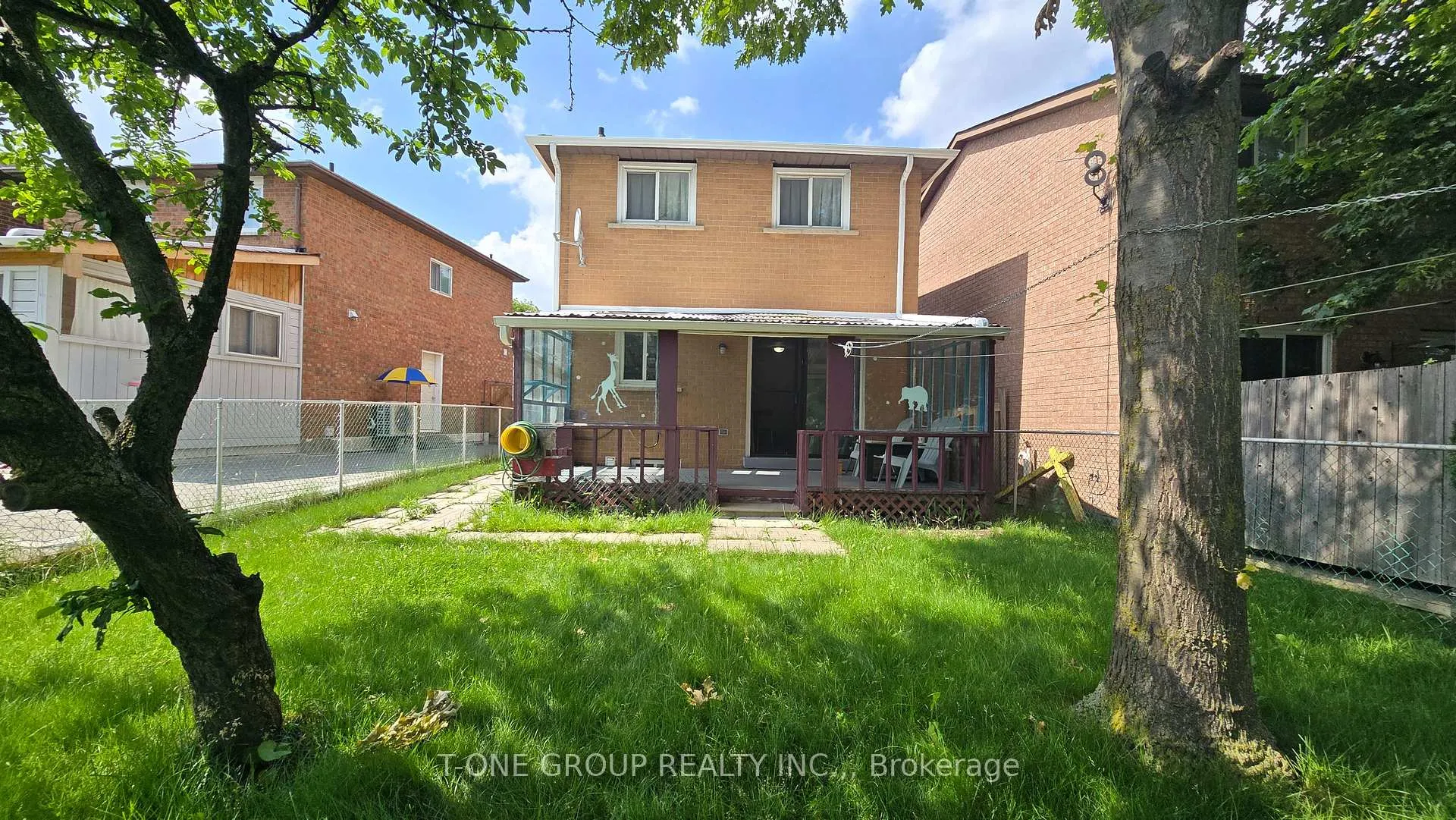 Photo 2 of 25 Duxford Crescent, Markham, Milliken Mills East — HOMEH