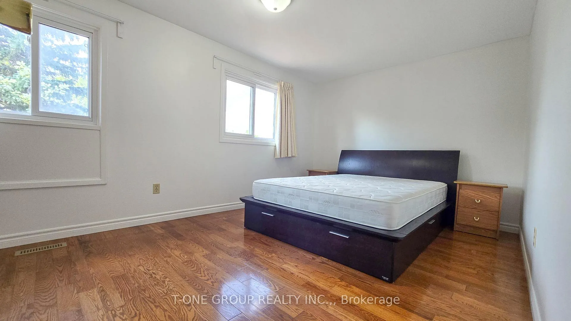Photo 13 of 25 Duxford Crescent, Markham, Milliken Mills East — HOMEH