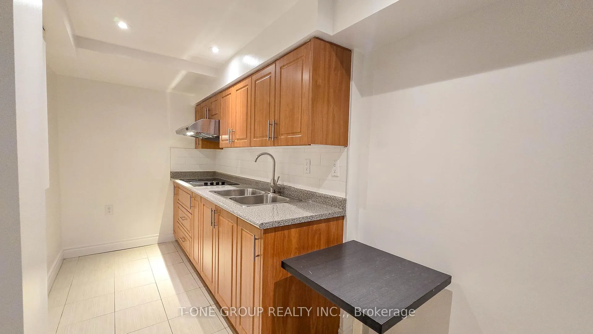 Photo 15 of 25 Duxford Crescent, Markham, Milliken Mills East — HOMEH