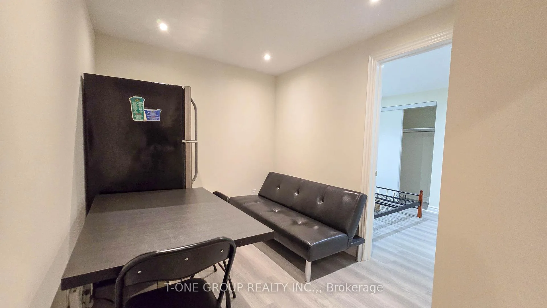 Photo 16 of 25 Duxford Crescent, Markham, Milliken Mills East — HOMEH