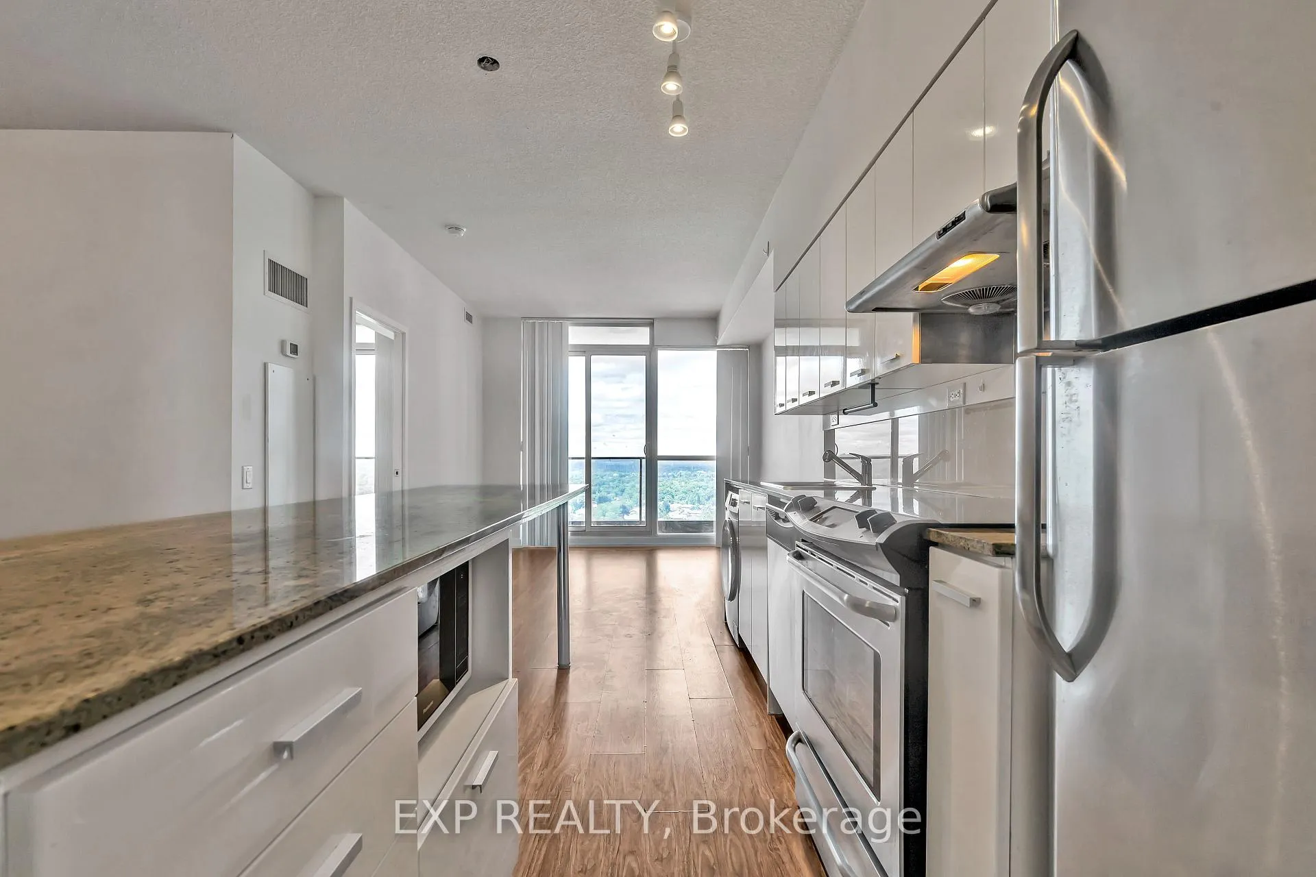 Photo 10 of Unit 2508, 29 Singer Court, North York, Bayview Village — HOMEH