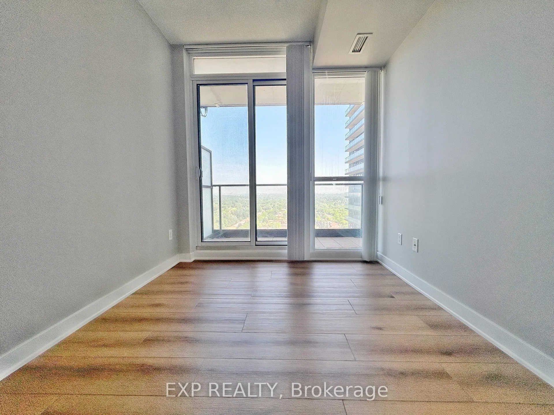 Photo 14 of Unit 2508, 29 Singer Court, North York, Bayview Village — HOMEH