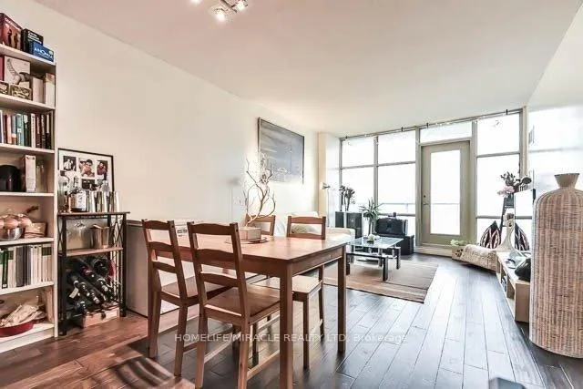 Photo 9 of Unit 5111, 35 Mariner Drive, Toronto, Waterfront Communities — HOMEH
