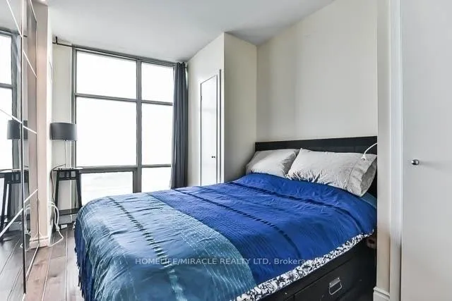 Photo 10 of Unit 5111, 35 Mariner Drive, Toronto, Waterfront Communities — HOMEH