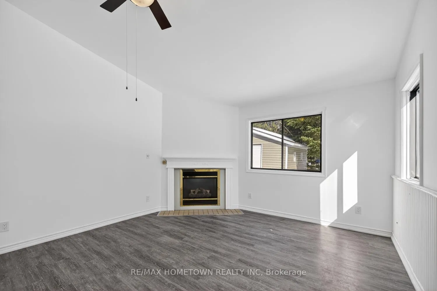 Photo 16 of 31 Vanier Drive, Brockville, Brockville — HOMEH