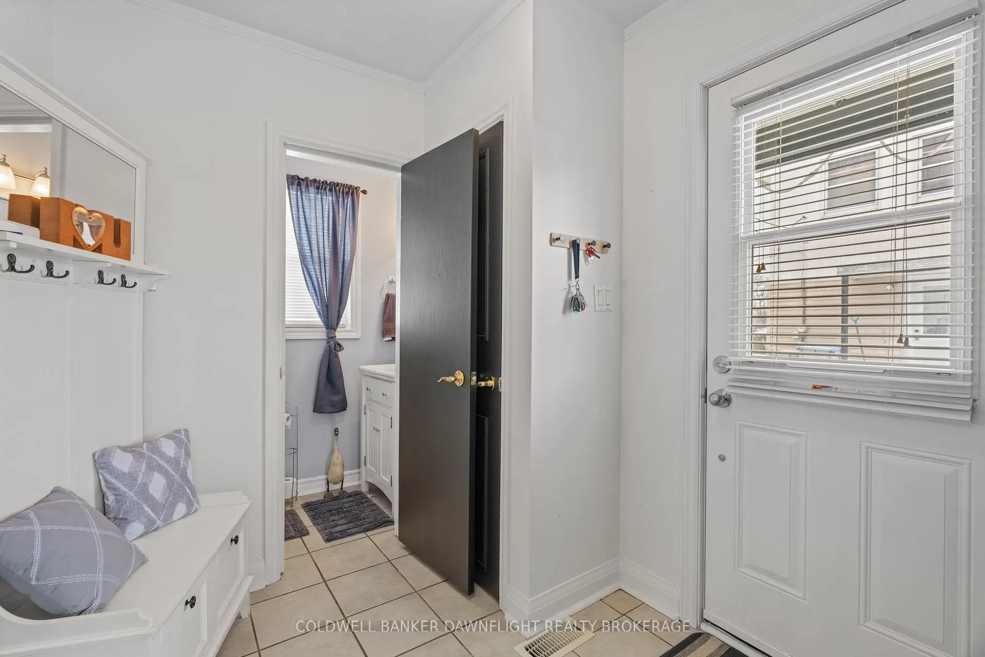 Photo 3 of 115 Columbia Drive, South Huron, Stephen — HOMEH