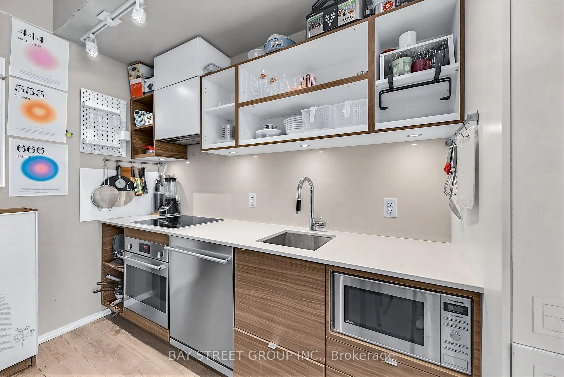 Photo 4 of Unit 1803, 125 Peter Street, Toronto, Waterfront Communities — HOMEH