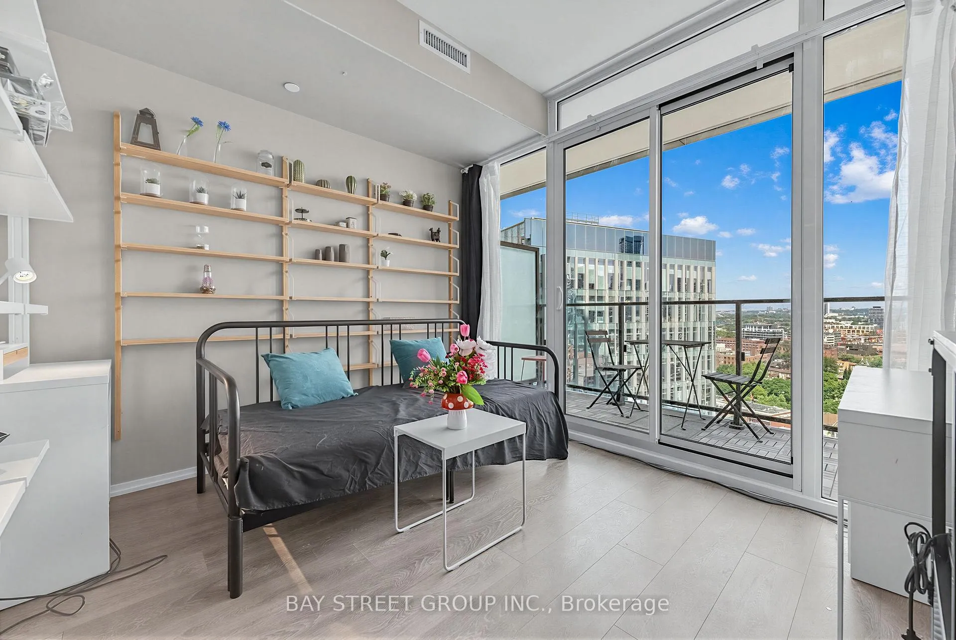 Photo 8 of Unit 1803, 125 Peter Street, Toronto, Waterfront Communities — HOMEH