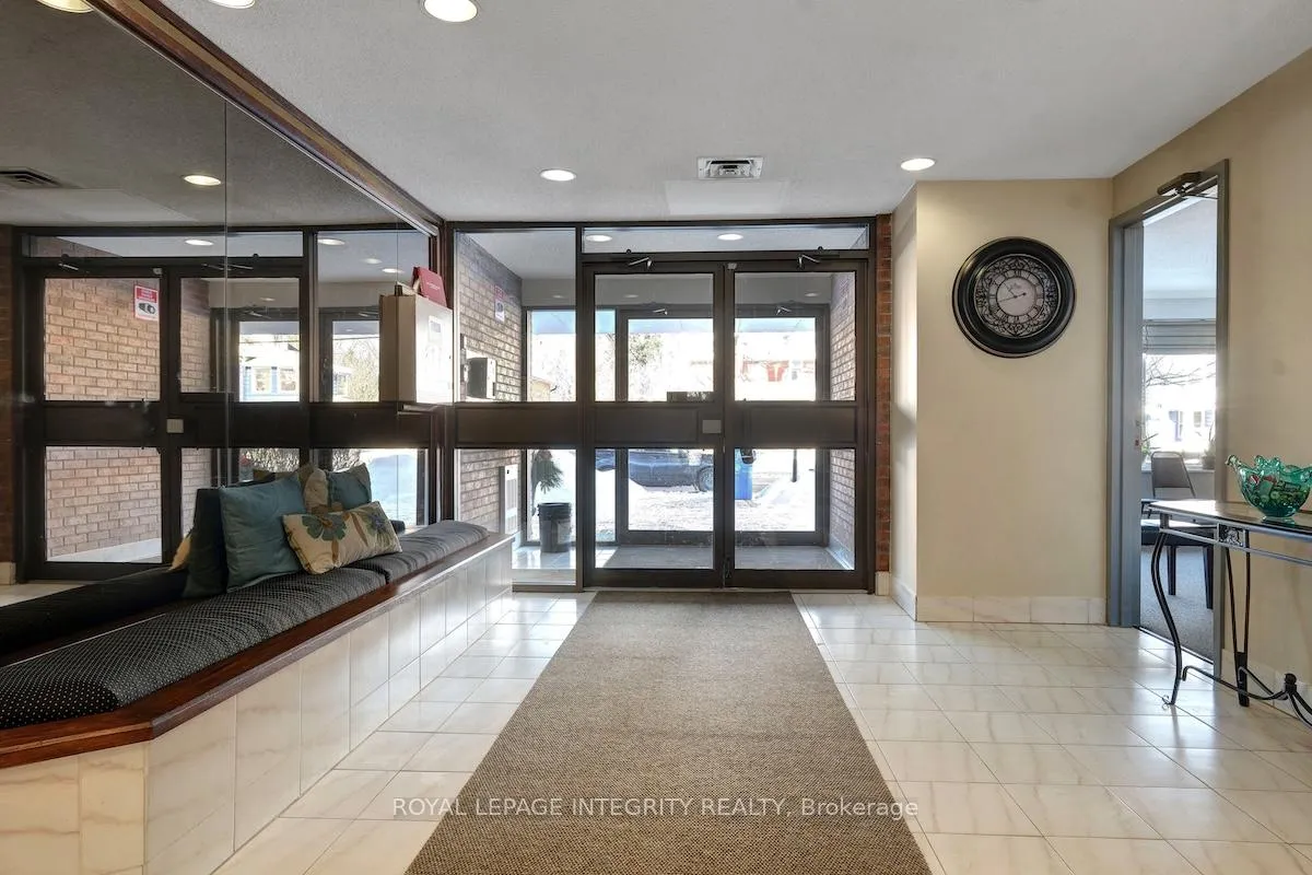 Photo 6 of Unit 103, 124 Daniel Street S, Arnprior — HOMEH