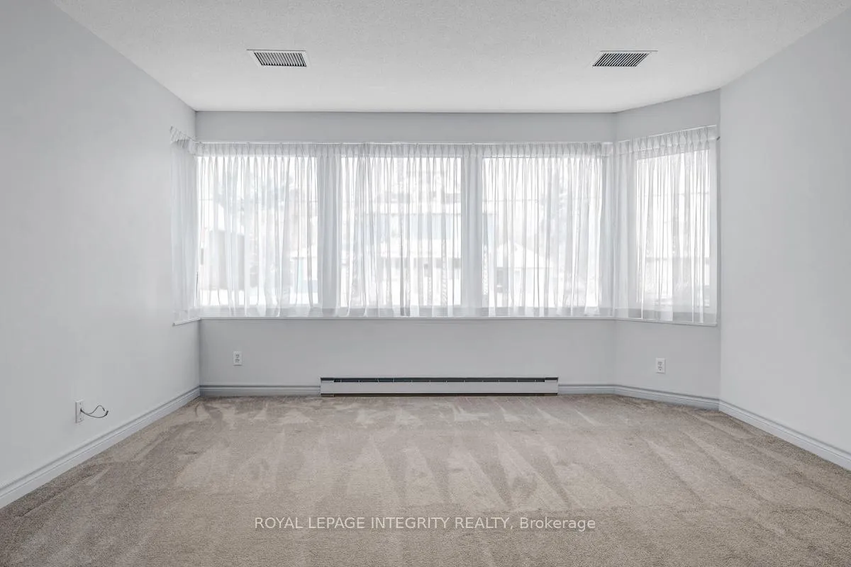Photo 10 of Unit 103, 124 Daniel Street S, Arnprior — HOMEH